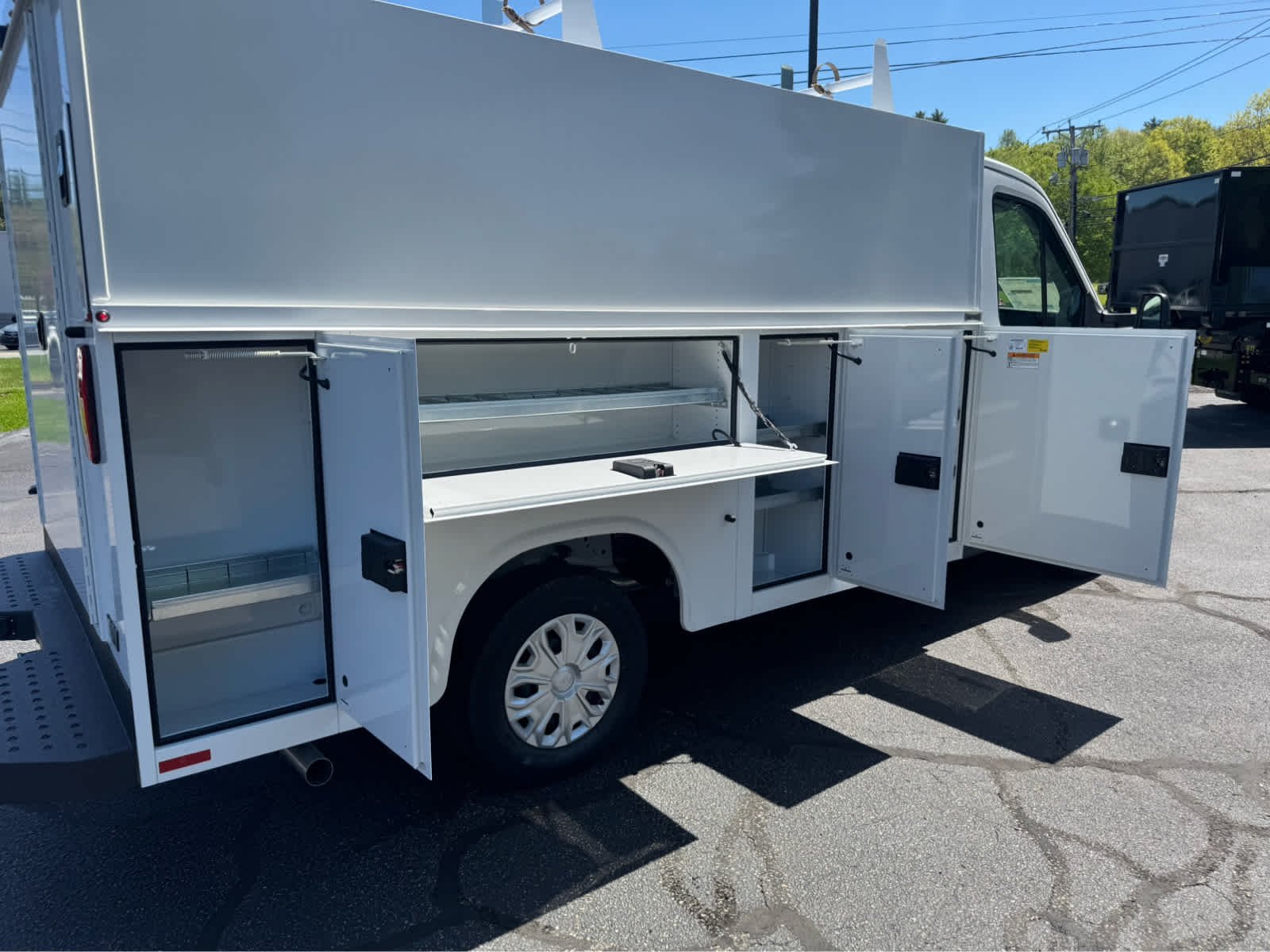 New 2026 Oxford White Ford  image 10