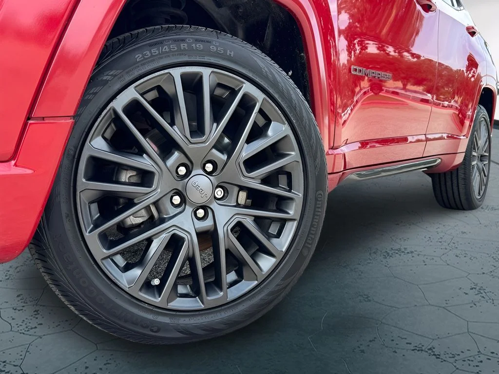 Used 2022 Red Jeep Limited image 2