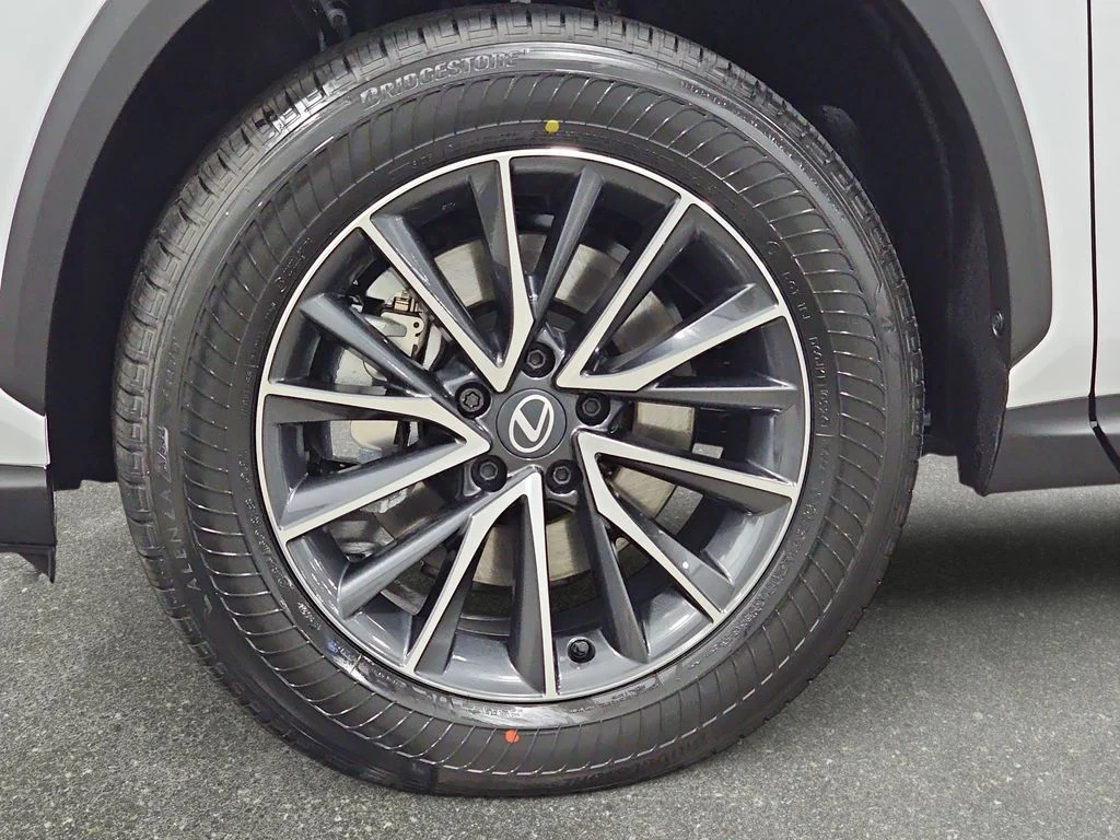New 2026 Ultra White Lexus PREMIUM image 31