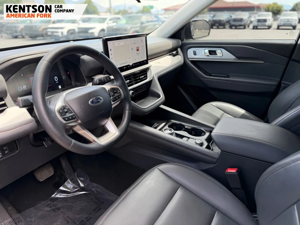 Used 2025 Gray Ford Active image 24
