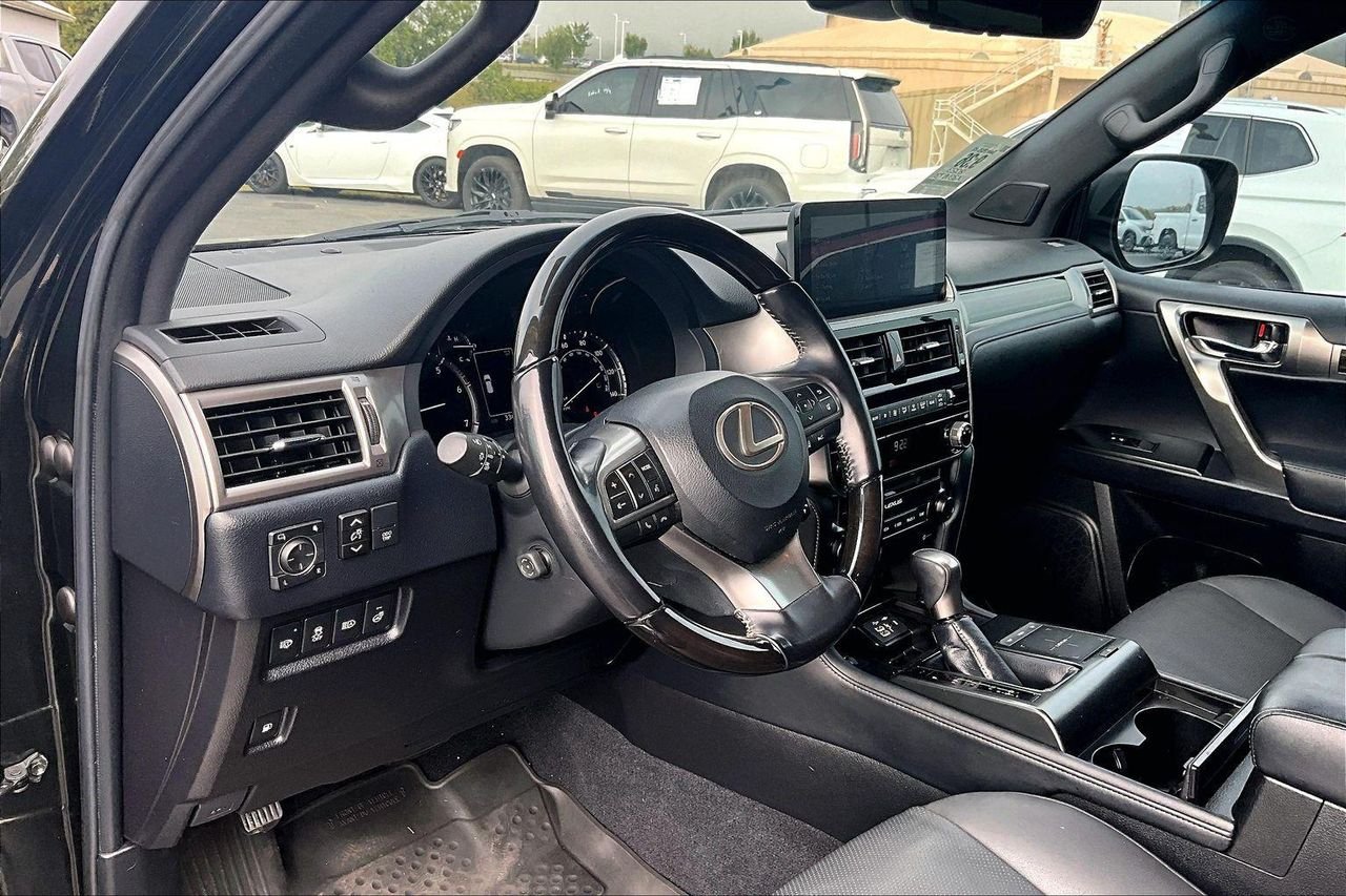 Used 2023 Caviar Lexus Premium image 4