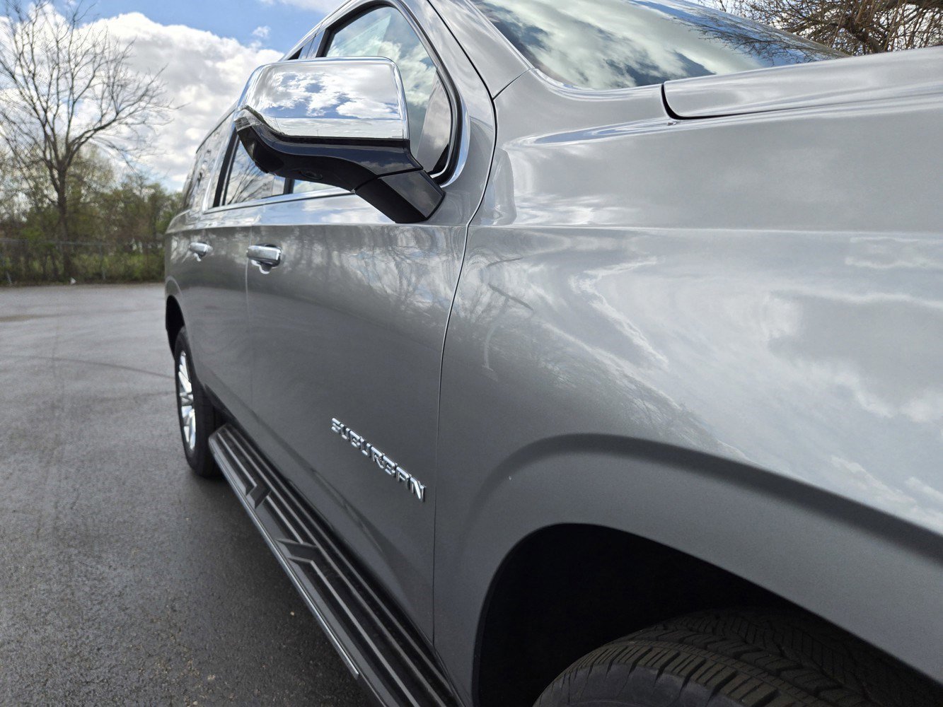 2026 Chevrolet Suburban Premier - Photo 31