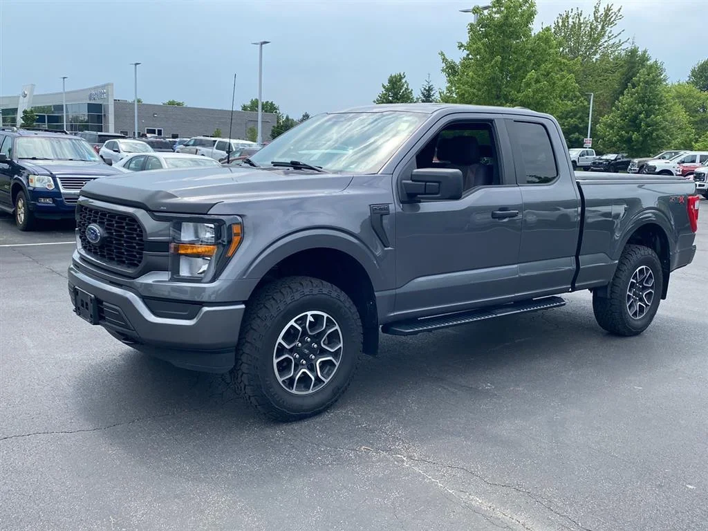 Used 2023 Carbonized Gray Ford XL image 6