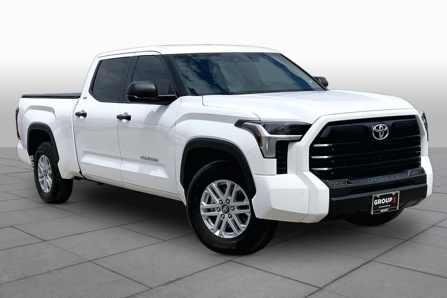 Used 2025 Ice Cap Toyota SR5 image 3