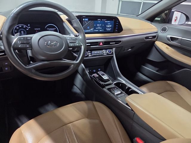 Used 2020 Black Hyundai Limited image 8