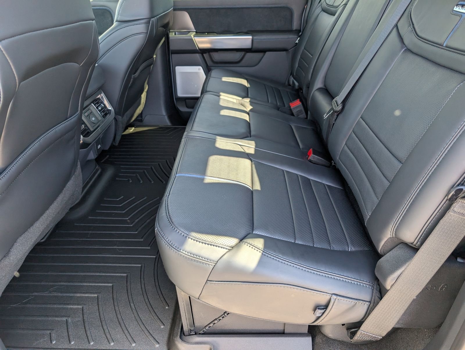 2026 Ford F-350 Super Duty Platinum - Photo 31