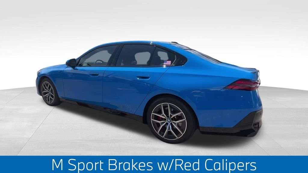Used 2025  BMW xDrive40 image 11
