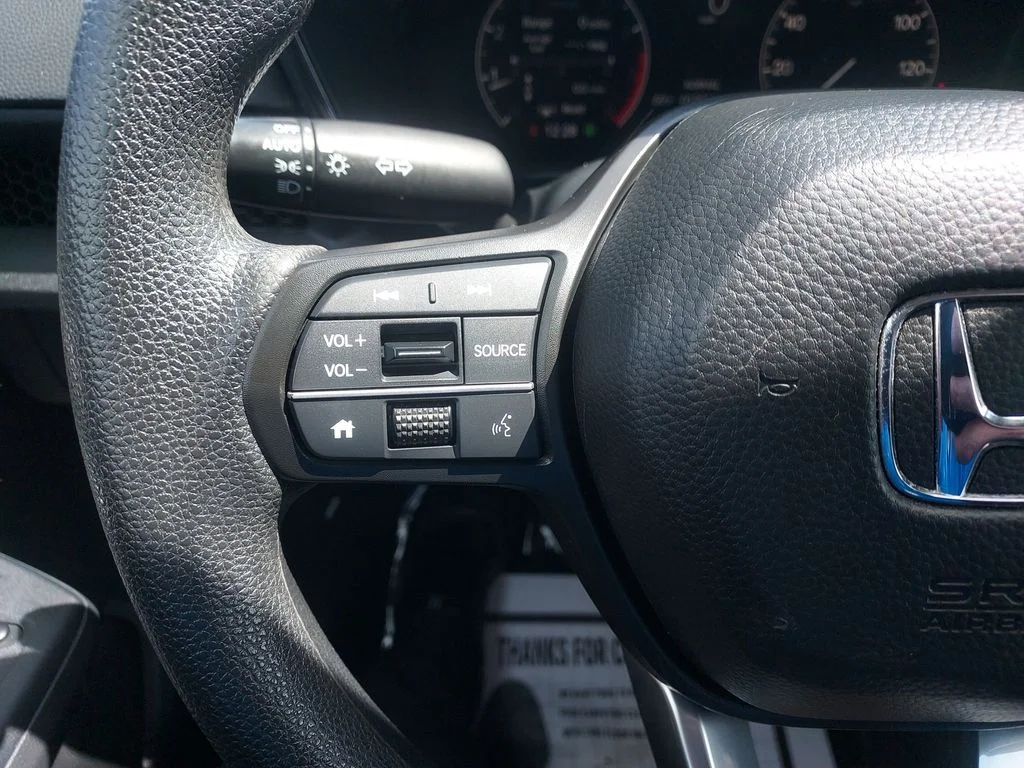Used 2025  Honda EX image 11