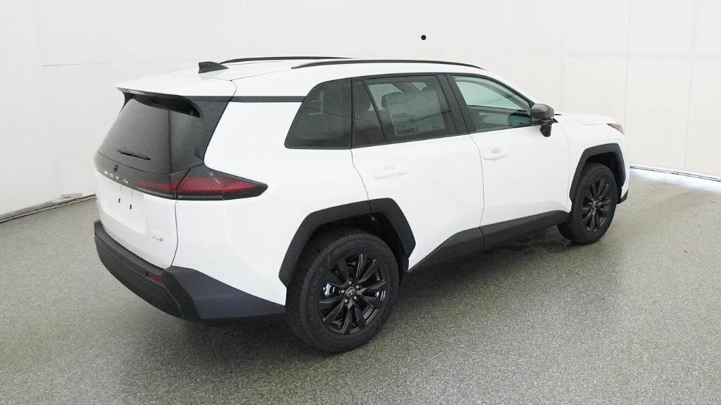 New 2026 Ice Cap Toyota XLE Premium image 20