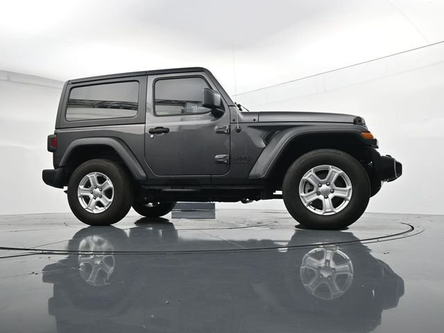 Used 2023 Gray Jeep Sport S image 37