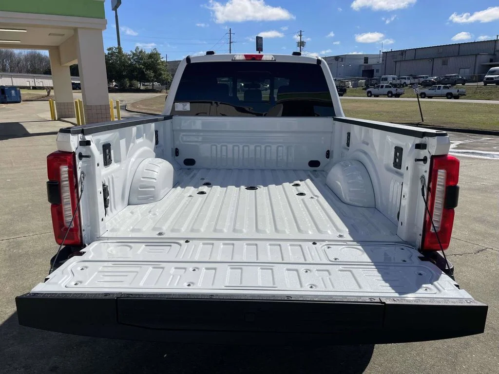 New 2026 Star White Metallic Tri-Coat Ford F-350® King Ranch® image 10