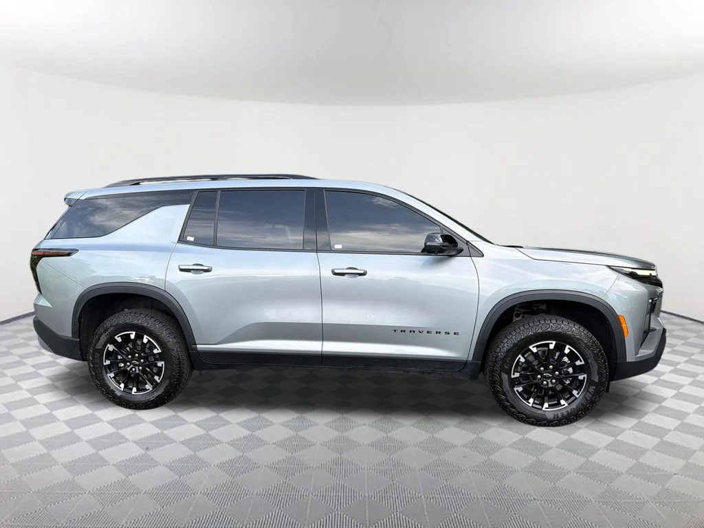 Used 2026 Gray Chevrolet Z71 image 4