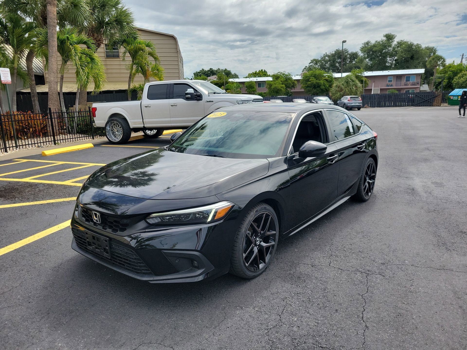 2023 Honda Civic Hatchback Sport Touring - Photo 9