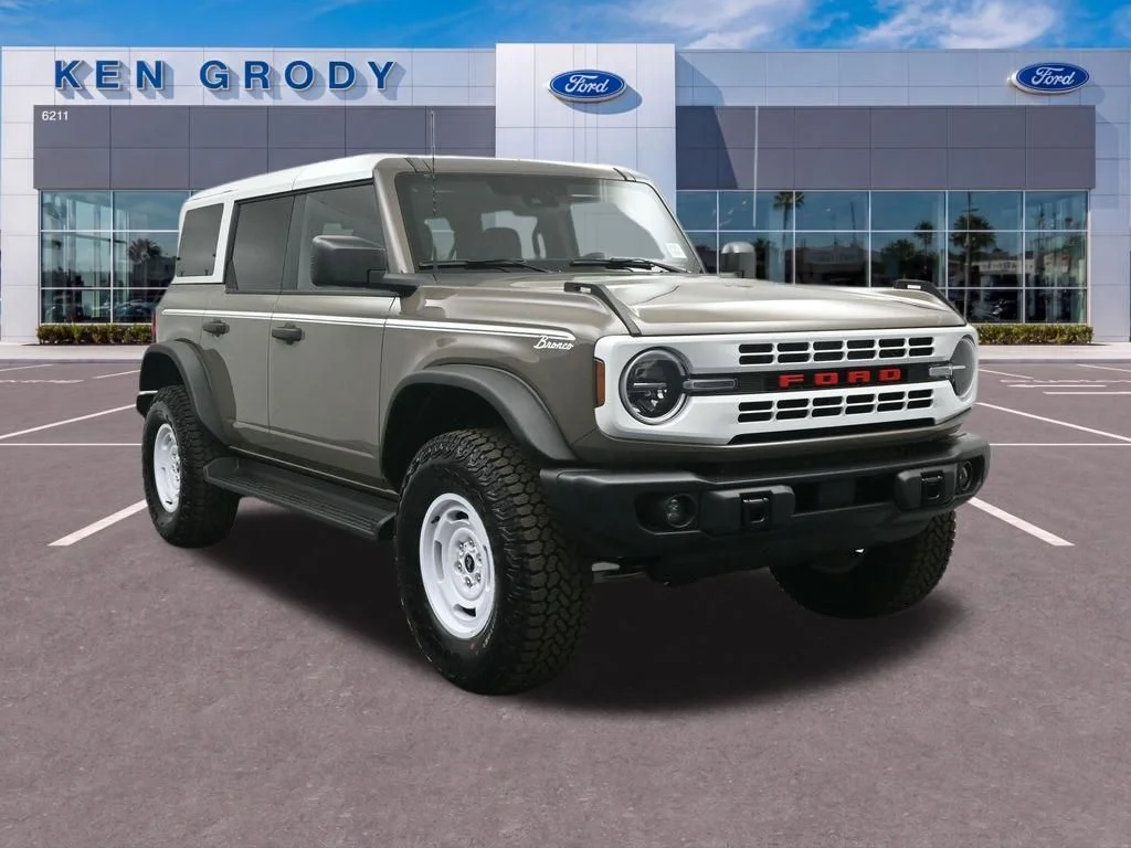 2026 Ford Bronco Heritage Edition 4x4's photo