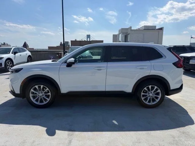 Used 2025  Honda EX image 4