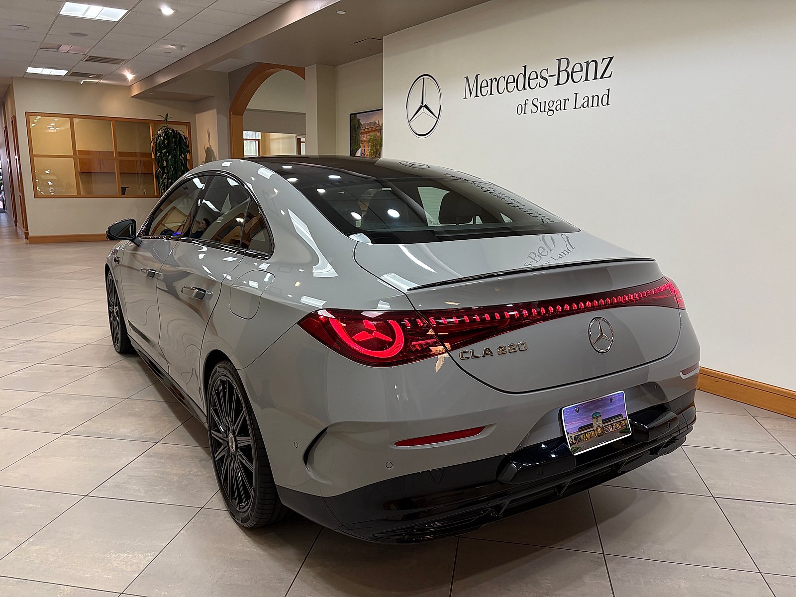 New 2027 MANUFAKTUR Alpine Grey Mercedes-Benz CLA 220 Hybrid image 3