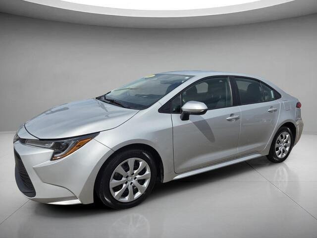Used 2023 Classic Silver Metallic Toyota LE image 1
