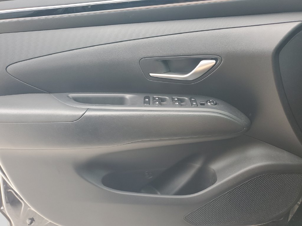Used 2024 Black Hyundai Blue image 19