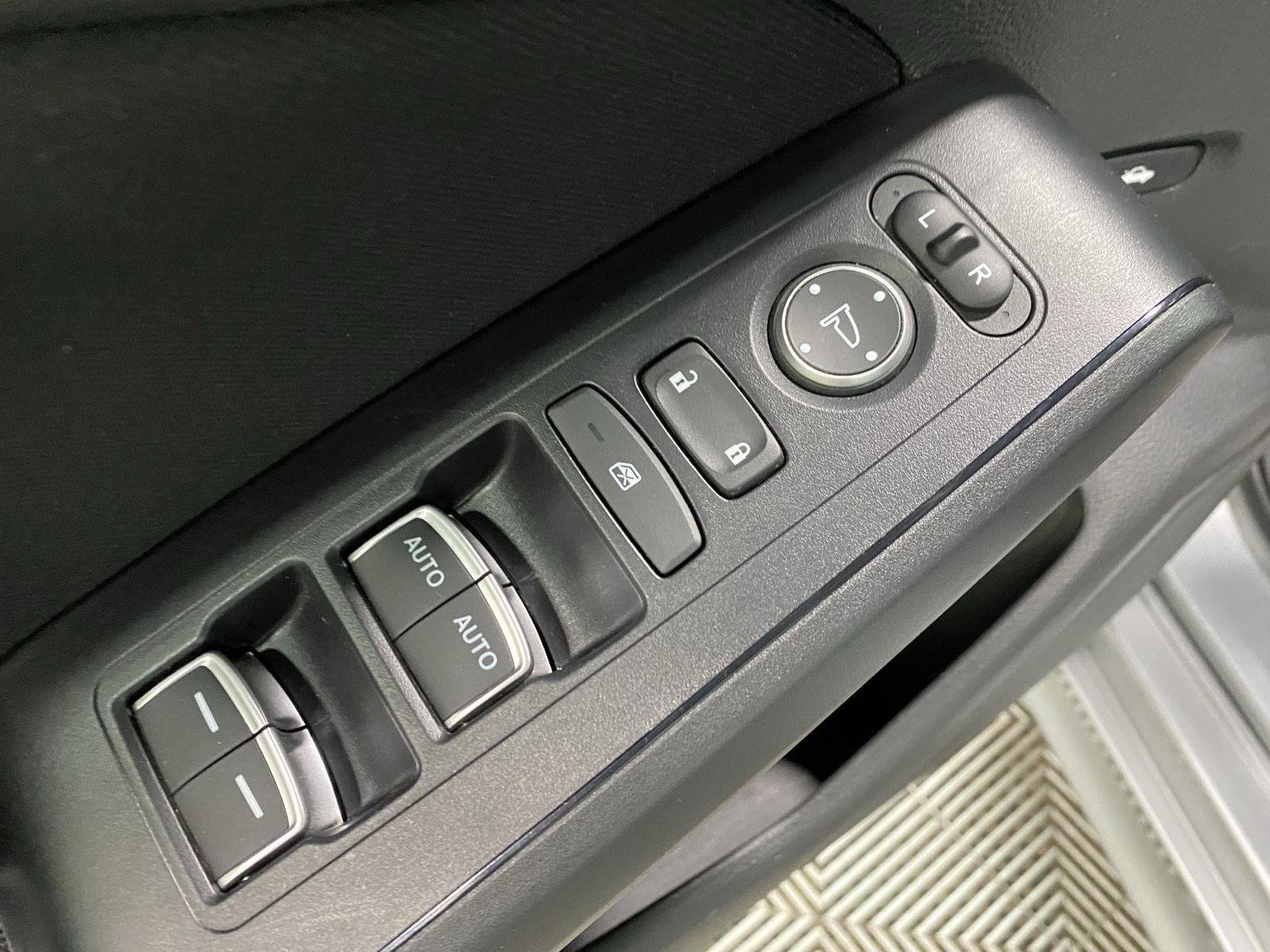 Used 2024 Lunar Silver Metallic Honda EX image 21