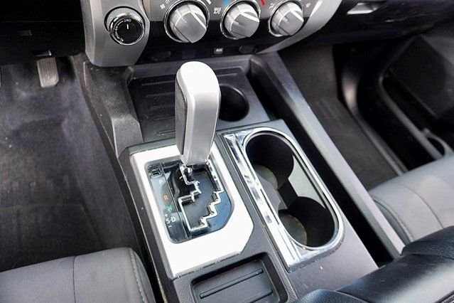 Used 2014  Toyota SR5 image 27