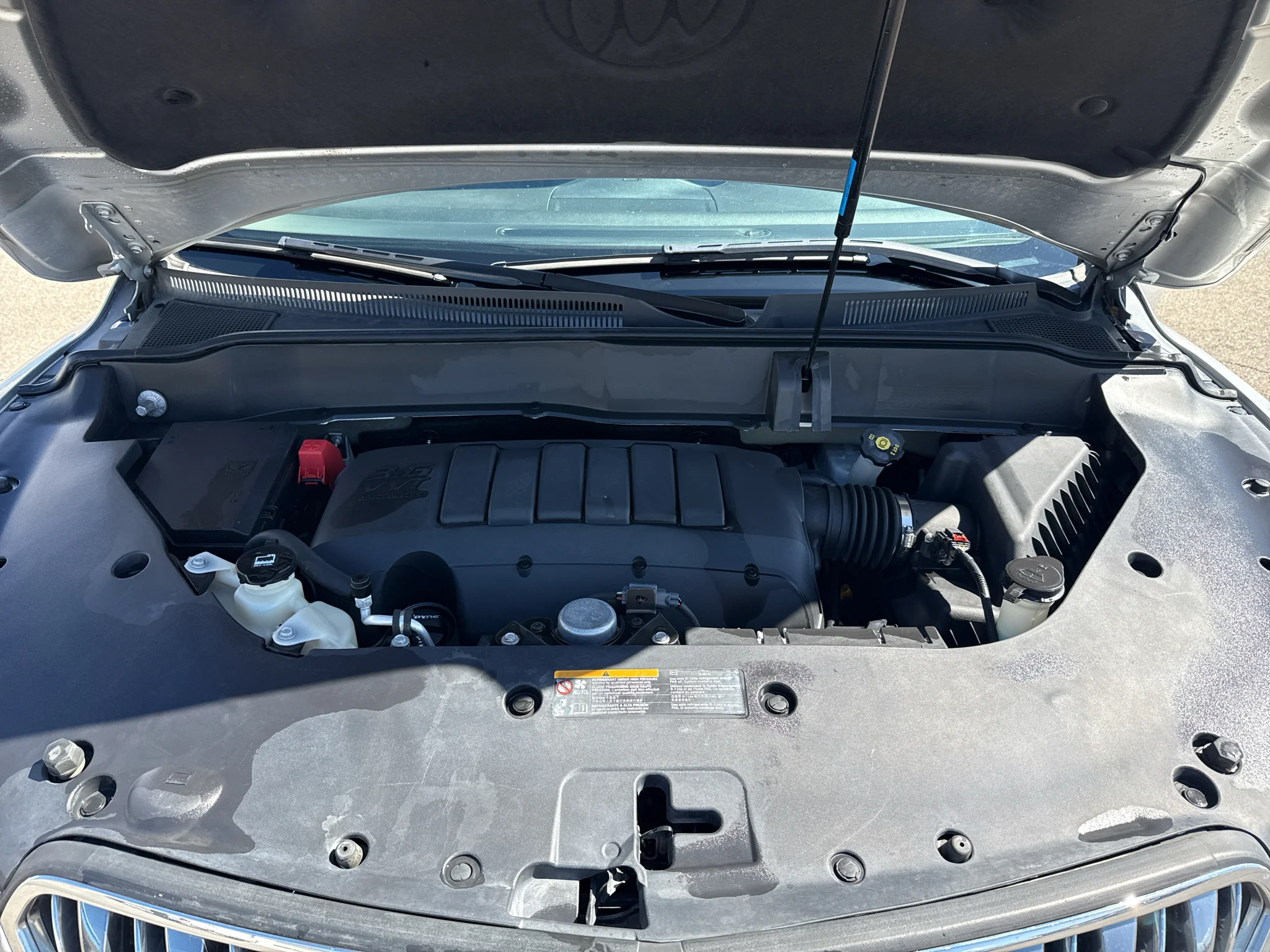 Used 2016 QUICKSILVER METALLIC Buick Leather image 23