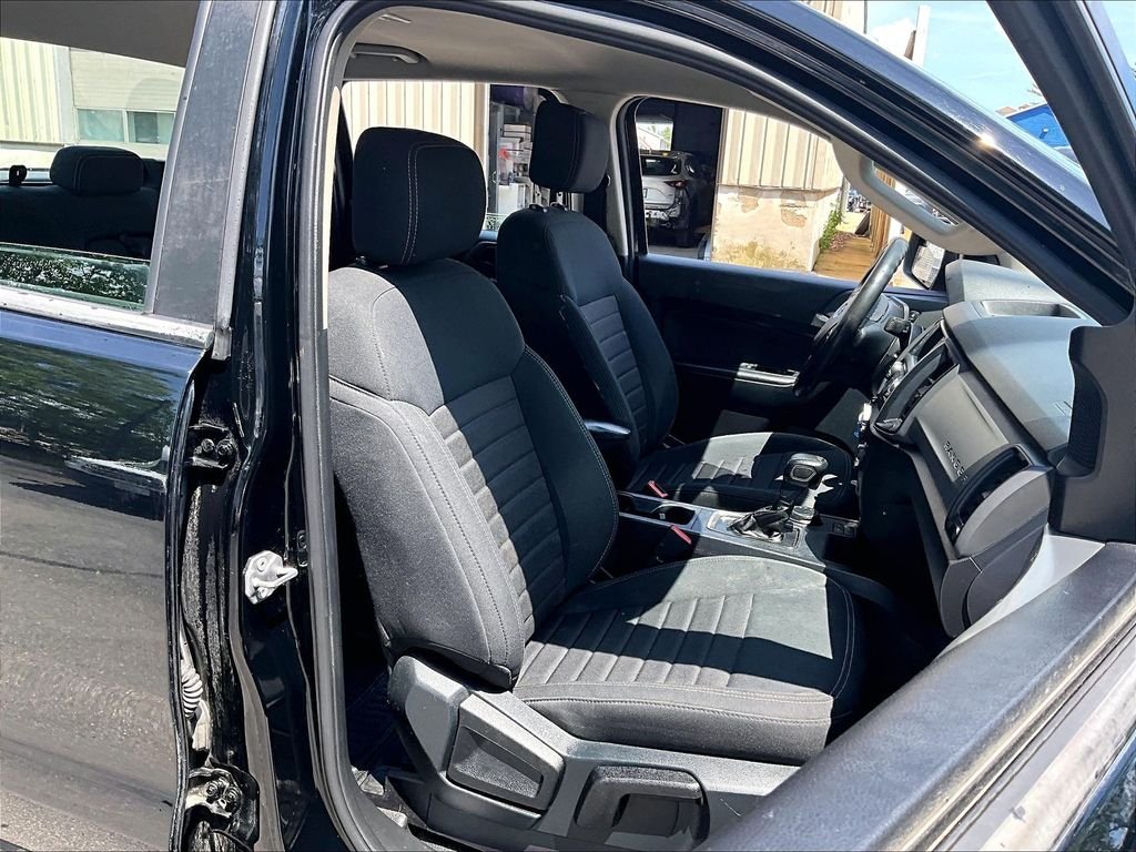 Used 2020 Shadow Black Ford XL image 11