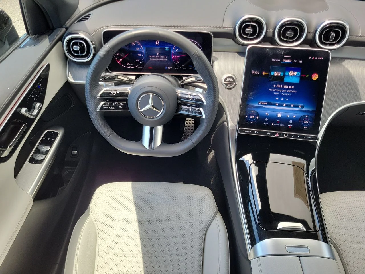 Used 2026 Black Mercedes-Benz GLC 300 image 15