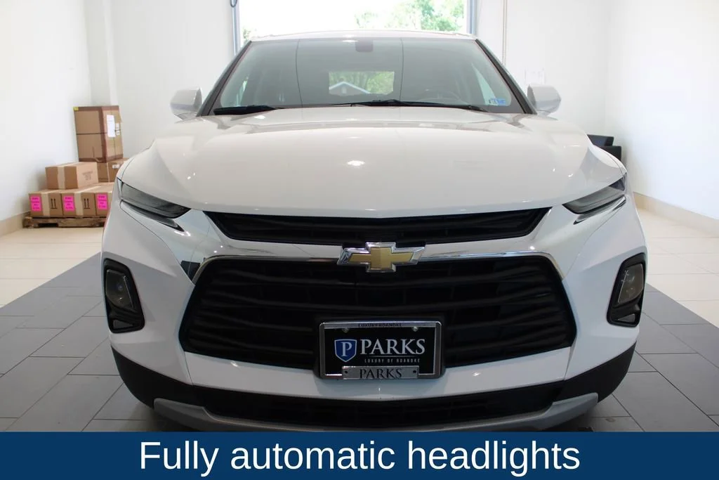 Used 2020 SUMMIT WHITE Chevrolet LT image 15