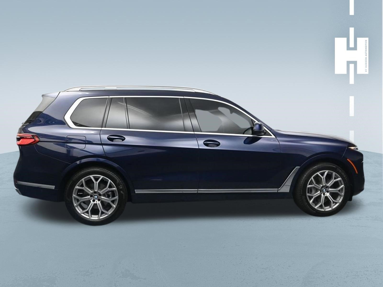 Used 2026 Tanzanite Blue II Metallic BMW xDrive40i image 3