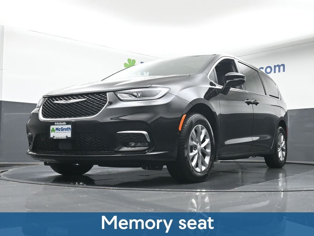 2026 Chrysler Pacifica Select - Photo 8