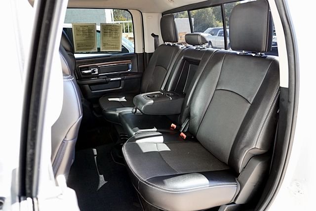 Used 2017 Silver Ram Laramie image 26