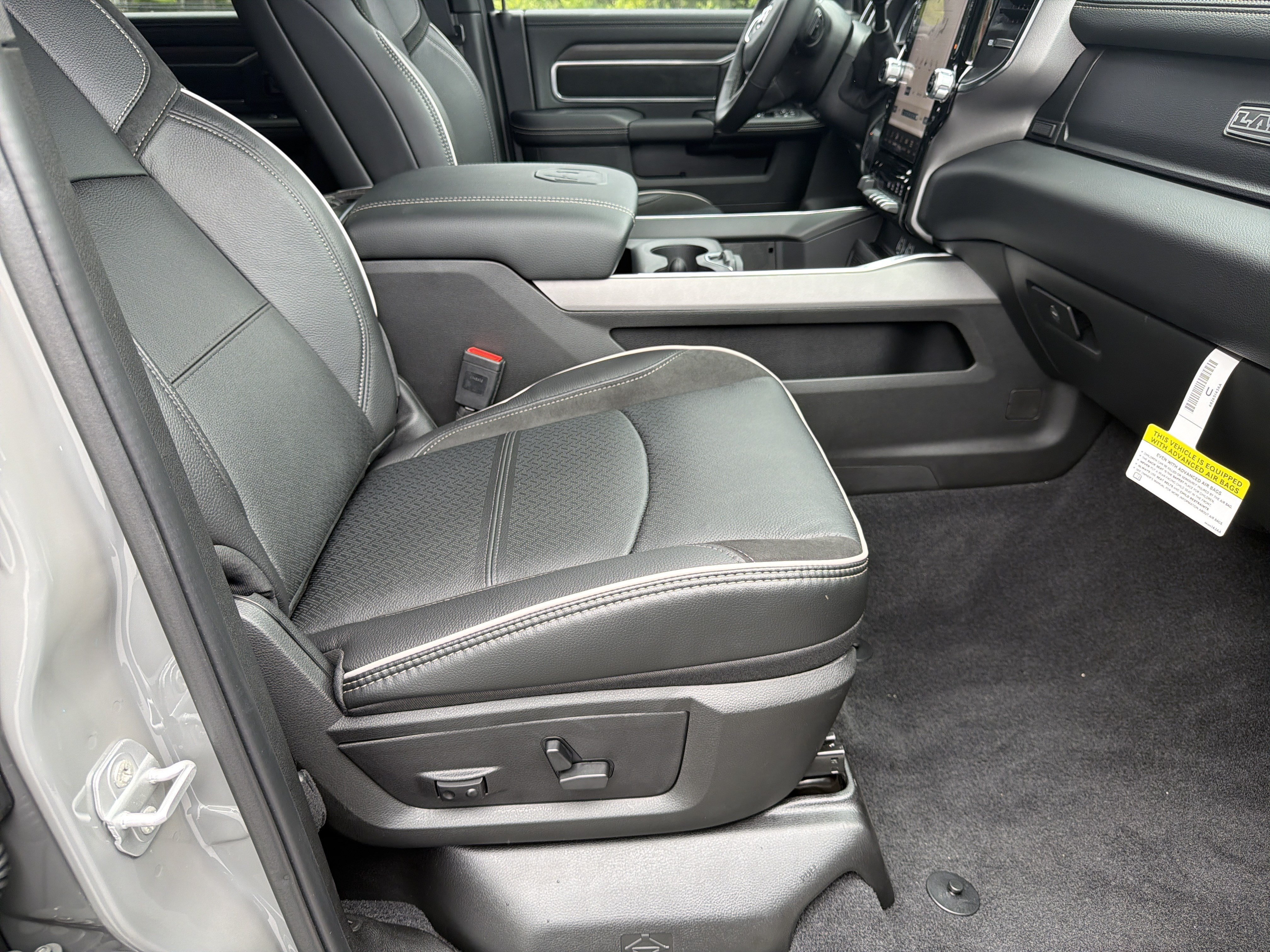 New 2026 Ceramic Gray Clear-Coat Exterior Paint RAM Laramie image 16