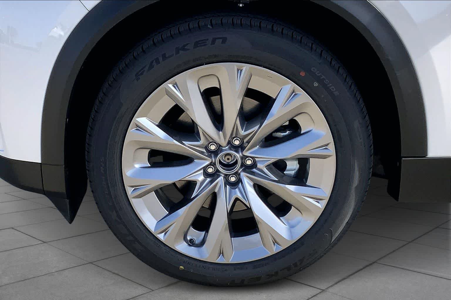 2026 Mazda CX-90 Preferred Package | CarEdge | CarEdge