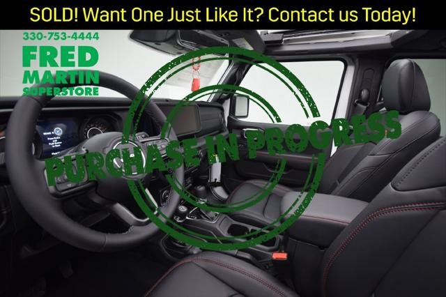 New 2026 Bright White Clear-Coat Exterior Paint Jeep Rubicon X image 31