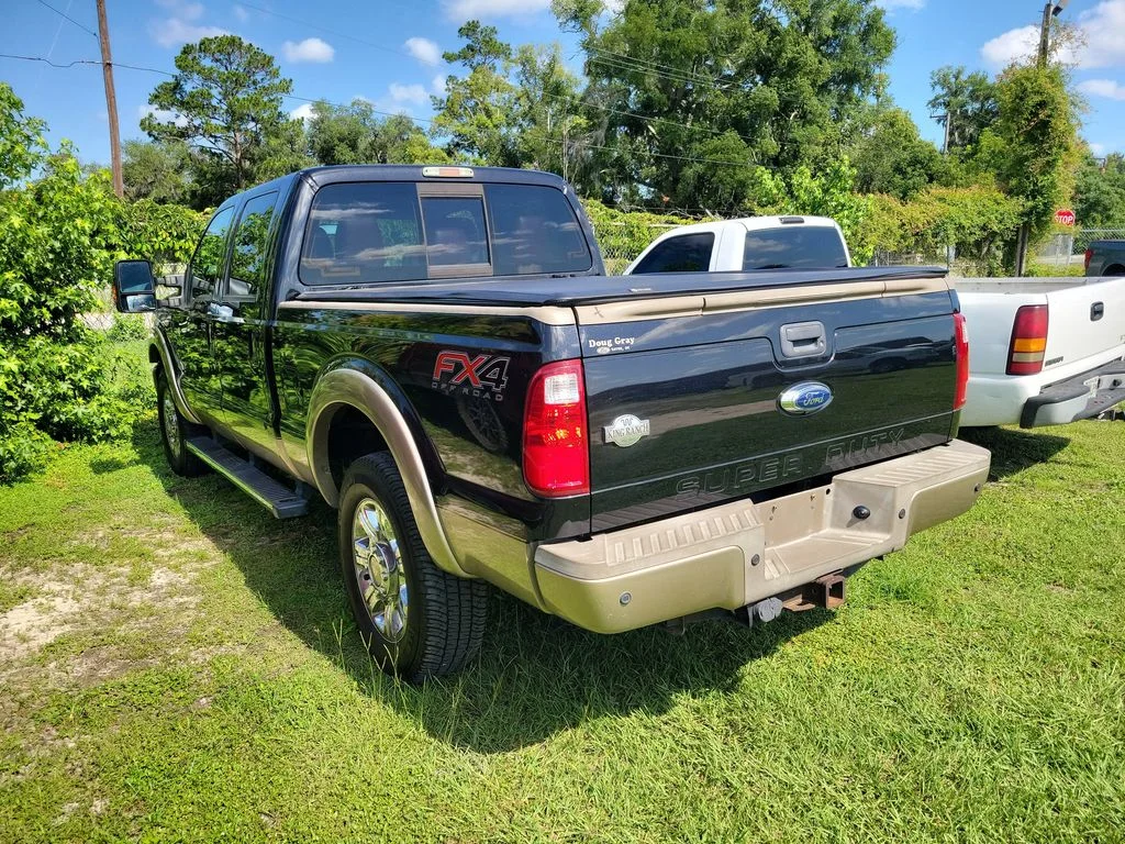 Used 2013 Tuxedo Black Metallic Ford King Ranch image 6
