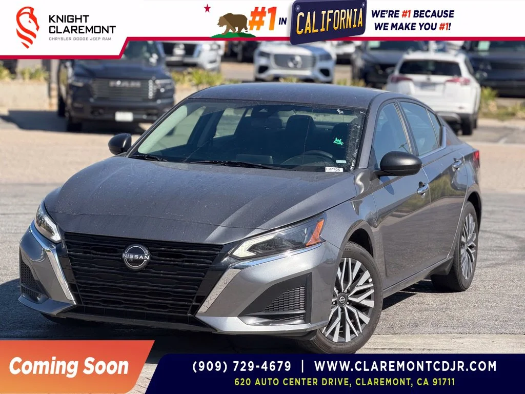 Used 2024 Gray Nissan 2.5 SV image 1