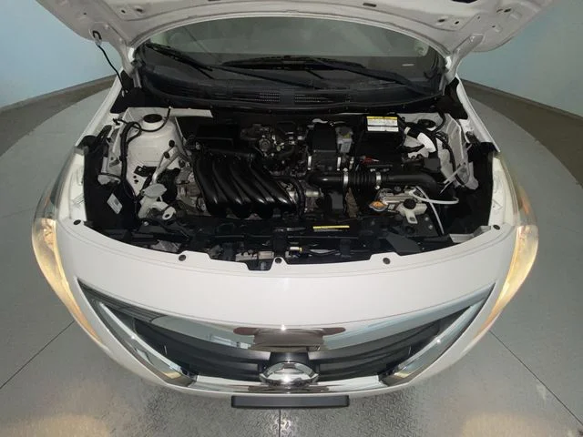 Used 2017 White Nissan 1.6 SV image 24