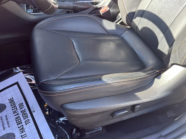 Used 2019 White Subaru 2.0i Limited image 32