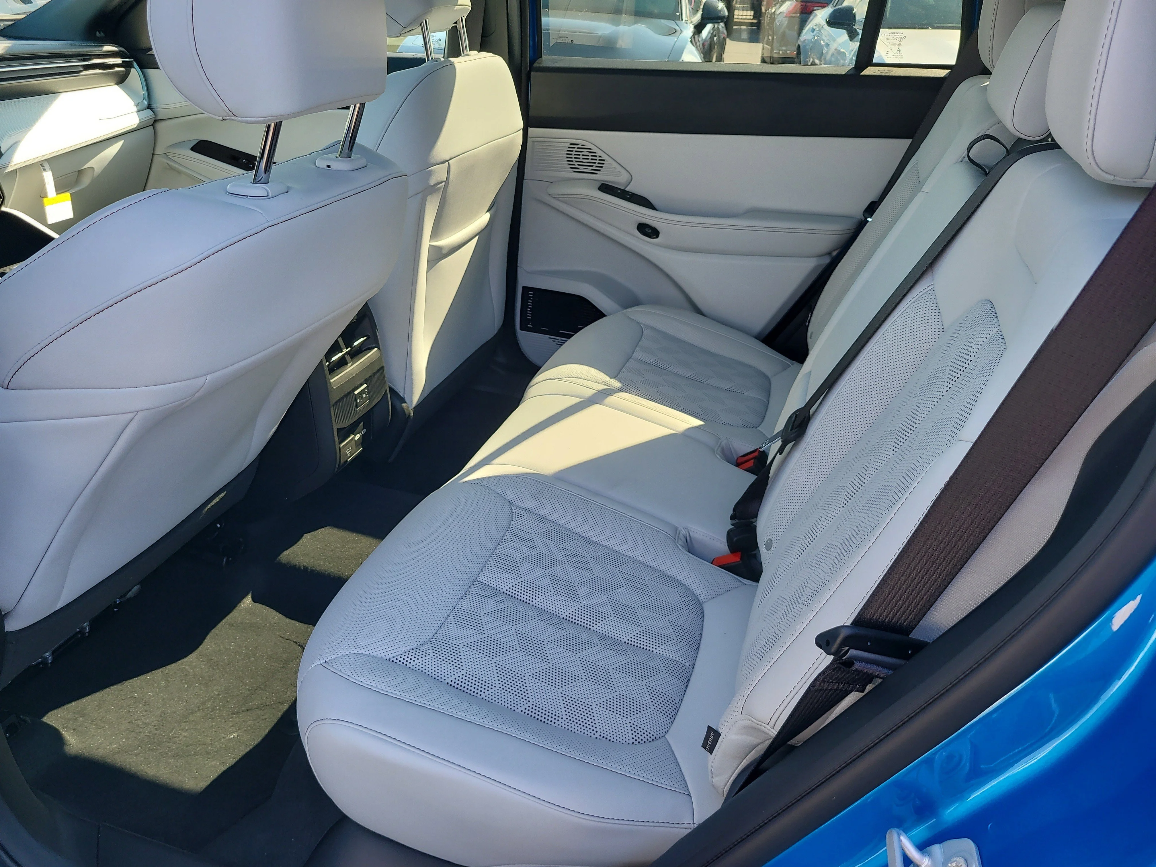 New 2026 Hydro Blue Pearlcoat Jeep Overland image 11