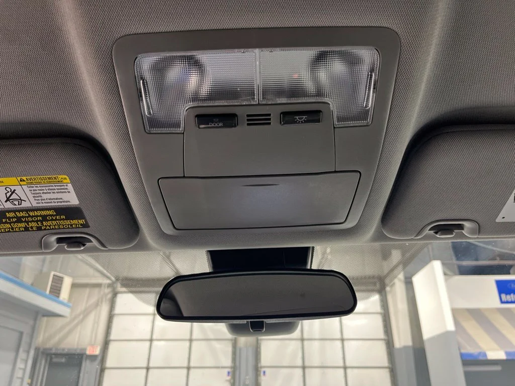 Used 2018 Blizzard Pearl Toyota LE Plus image 27