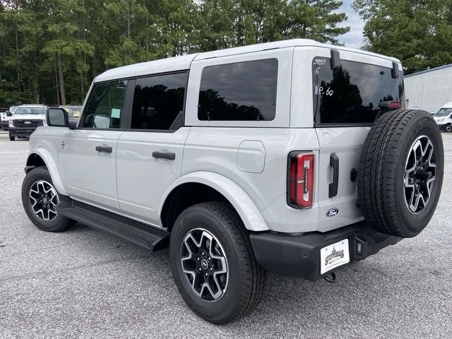 New 2026 White Ford Outer Banks image 5