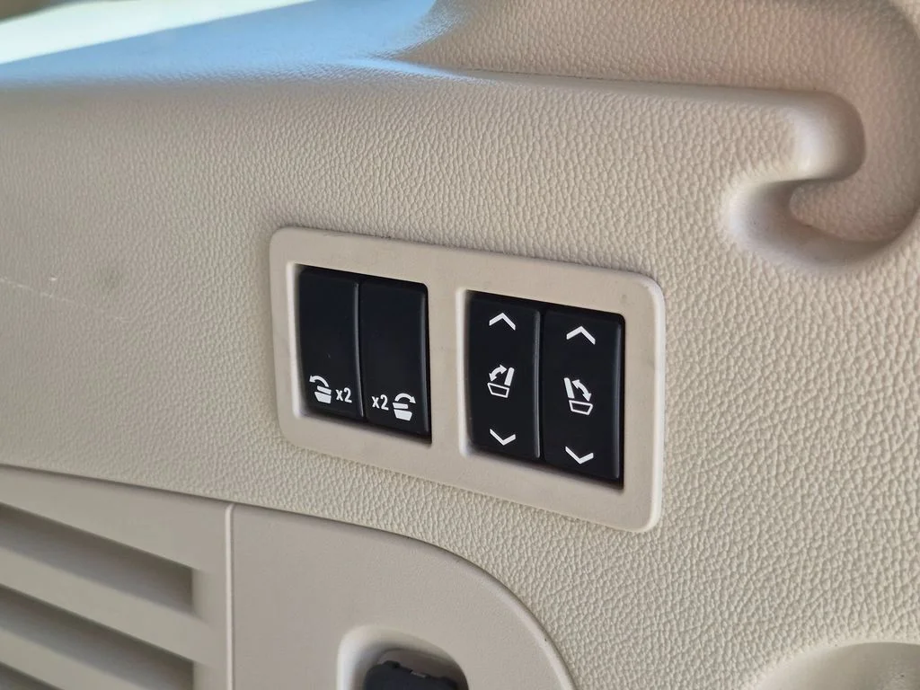 Used 2018 Blue GMC Denali image 8