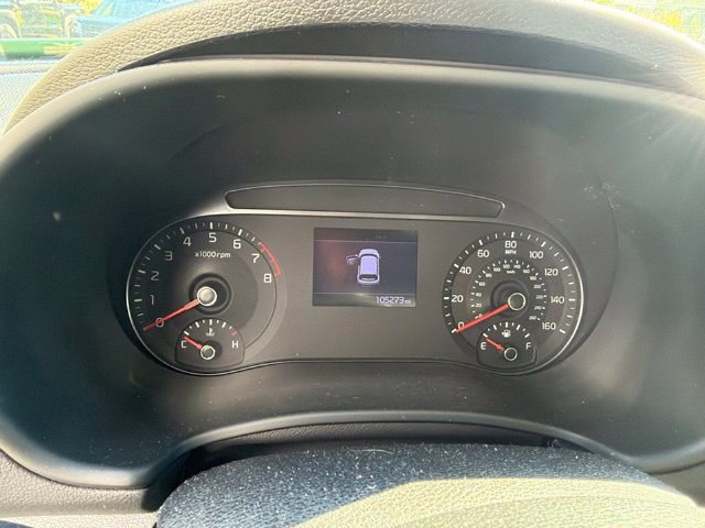 Used 2020 Green Kia EX image 12