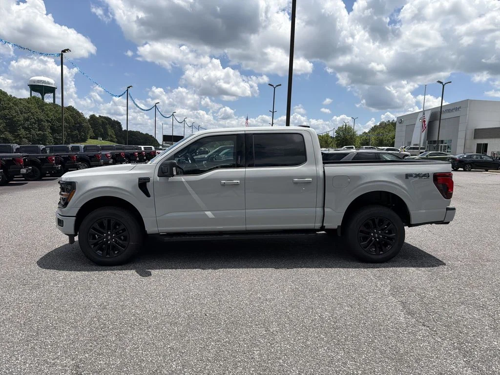 New 2026 White Ford XLT image 4