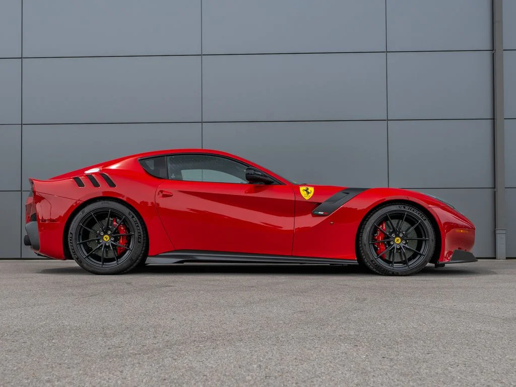 Used 2017 Rosso Corsa Ferrari Base image 5