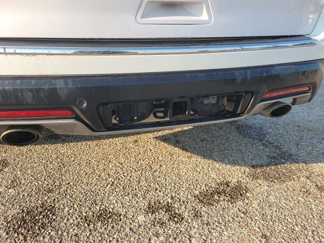 Used 2018 White Ford Limited image 24