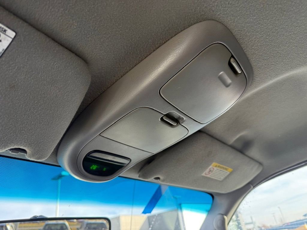 Used 2002  Ford XLT image 29