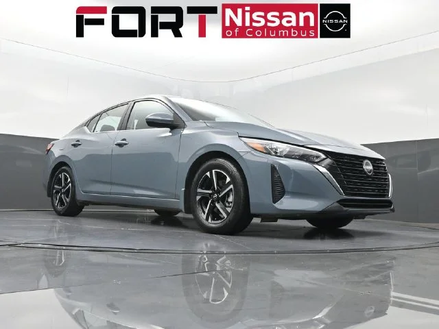 Used 2025 Gray Nissan SV image 31