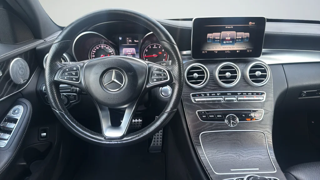 Used 2016 Silver Mercedes-Benz C 300 image 11
