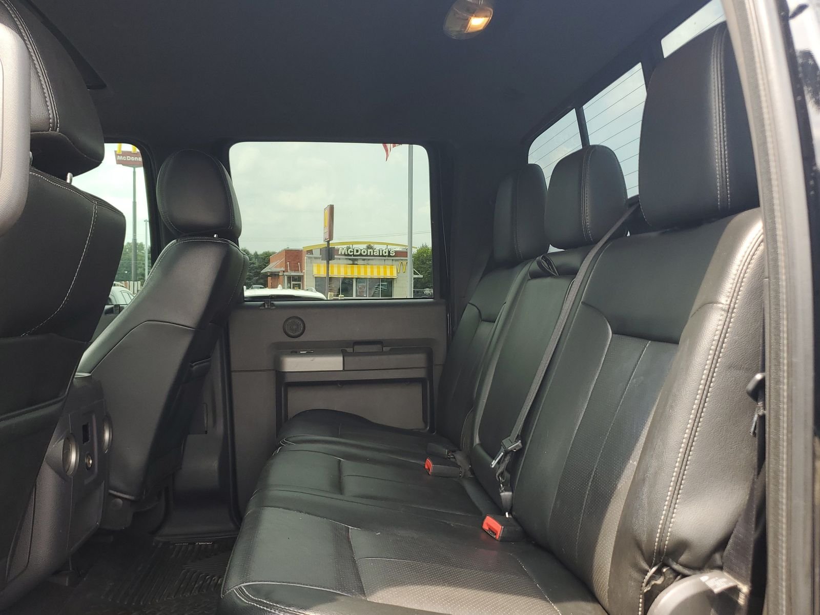 Used 2016 Black Ford Lariat image 9